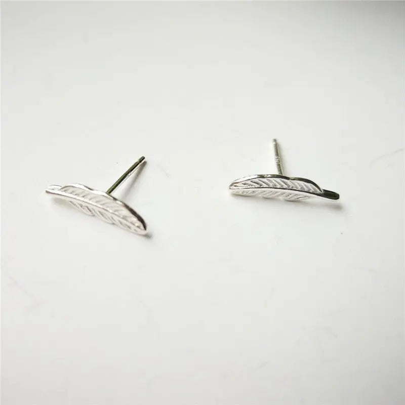 Feather Earrings: Delicate & Lightweight for Effortless Style-Jewearrings