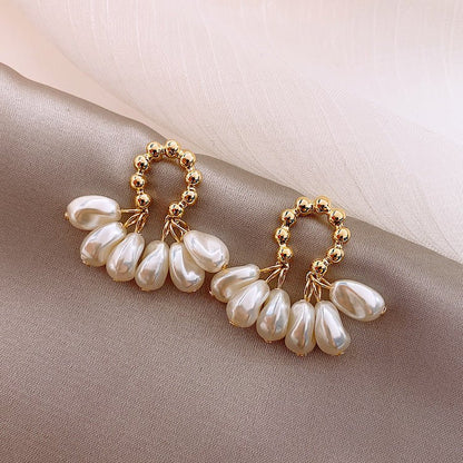 Female Baroque Pearl Earrings-Jewearrings