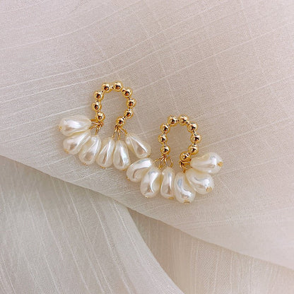 Female Baroque Pearl Earrings-Jewearrings