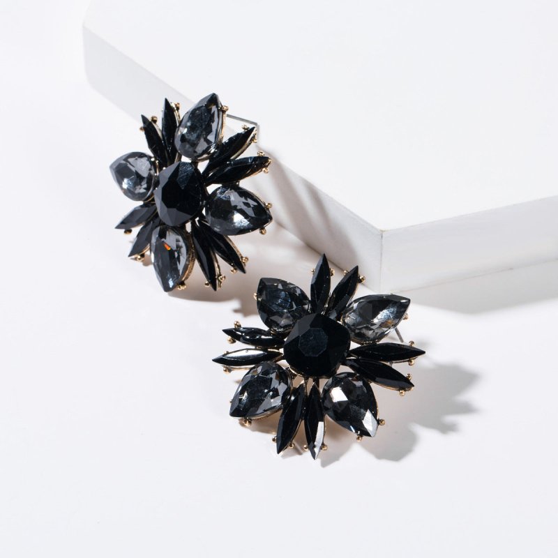 Floral Acrylic Full Diamond Earrings-Jewearrings