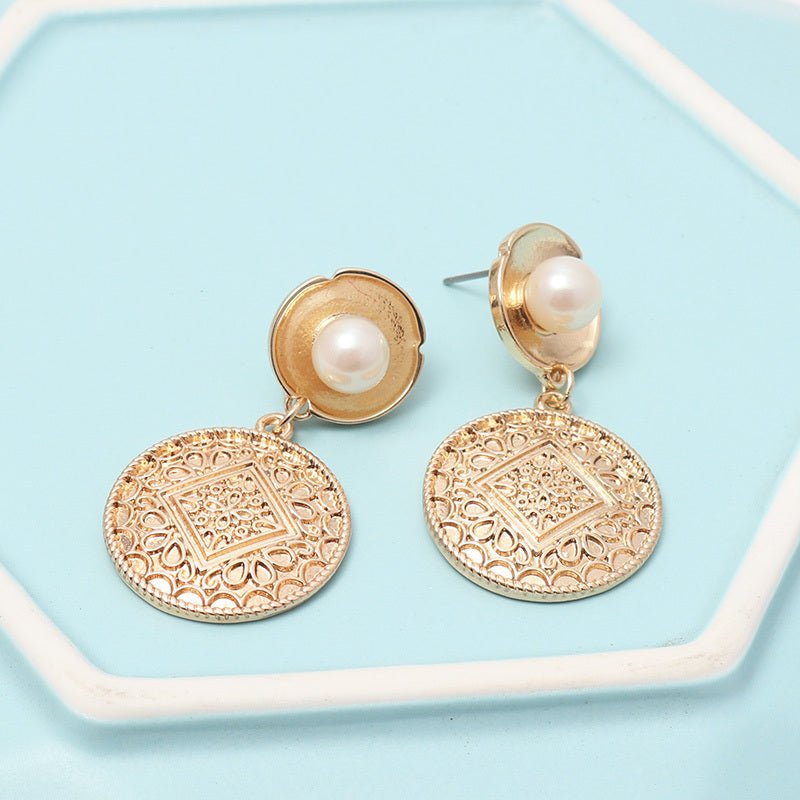 French Baroque High-end Fashion Female Pearl Alloy Series Exquisite INS Style Earrings-Jewearrings