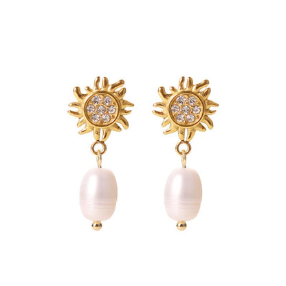 French Retro Fresh Water Pearl Women's Senior Niche 18K Gold Zircon Stud Earrings-Jewearrings