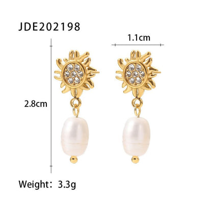 French Retro Fresh Water Pearl Women's Senior Niche 18K Gold Zircon Stud Earrings-Jewearrings