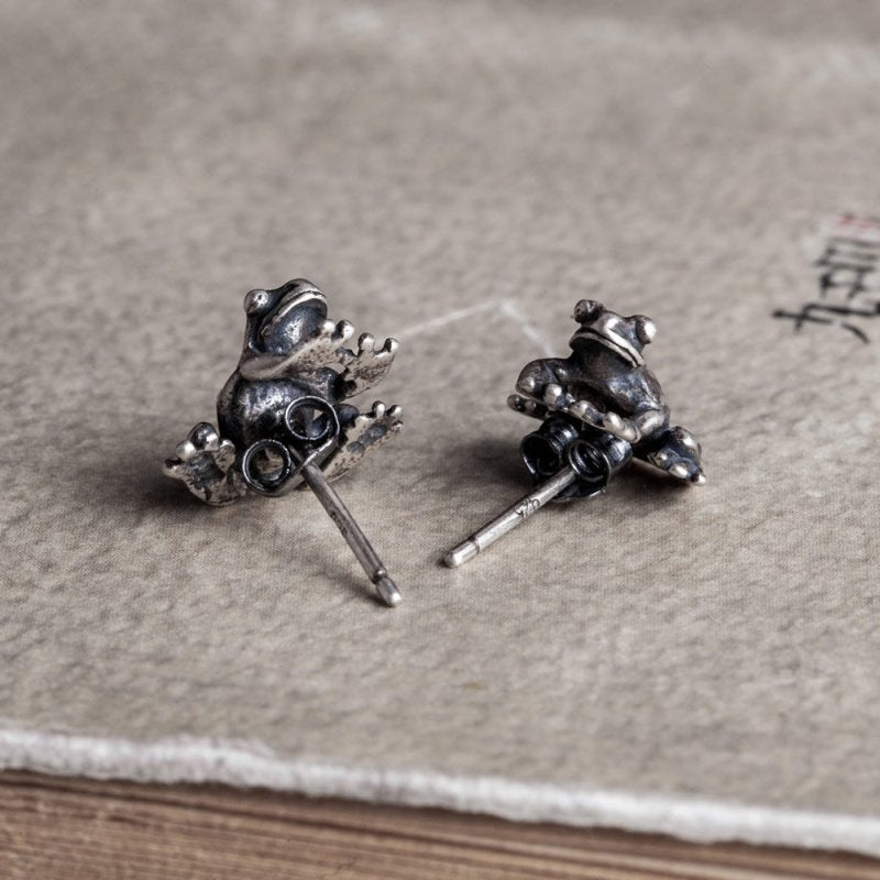 Frog Earrings Sterling Silver Studs-Jewearrings