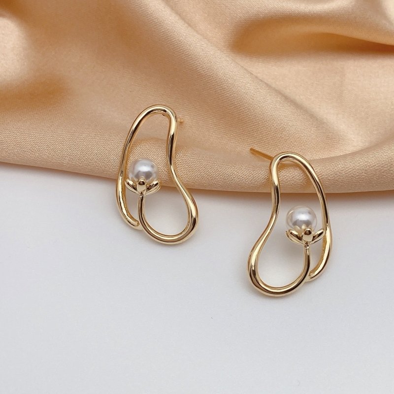 Geometric Big Circle Earrings Female Bare Body Big Foot Stud Earrings-Jewearrings