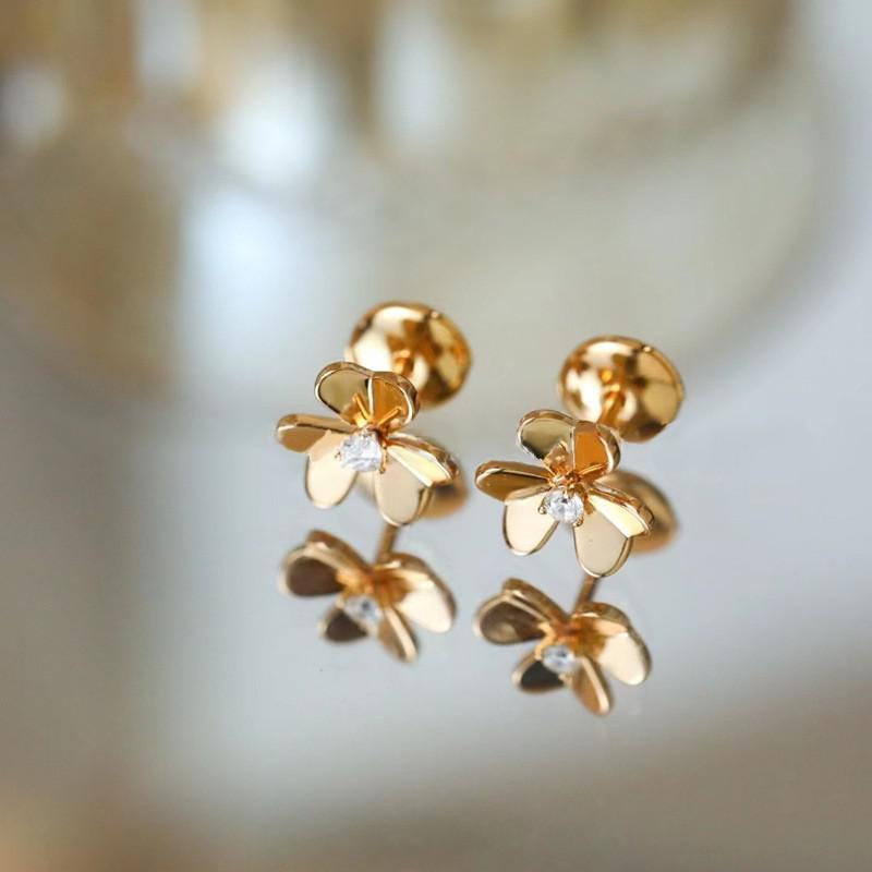 Glossy Clover Flower Small Stud Earrings Fashion-Jewearrings