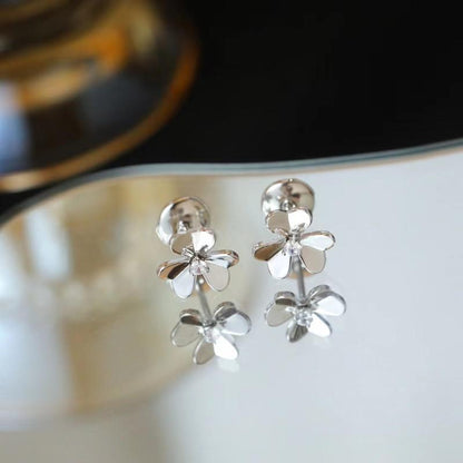 Glossy Clover Flower Small Stud Earrings Fashion-Jewearrings