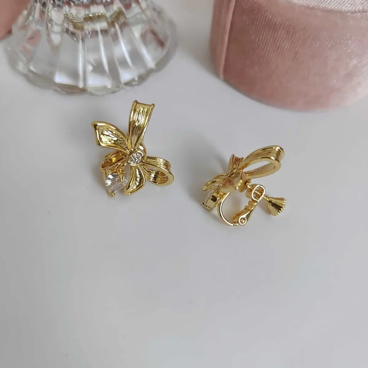 Gold Bow Earrings & Necklace Set - Vintage Princess Jewelry-Jewearrings