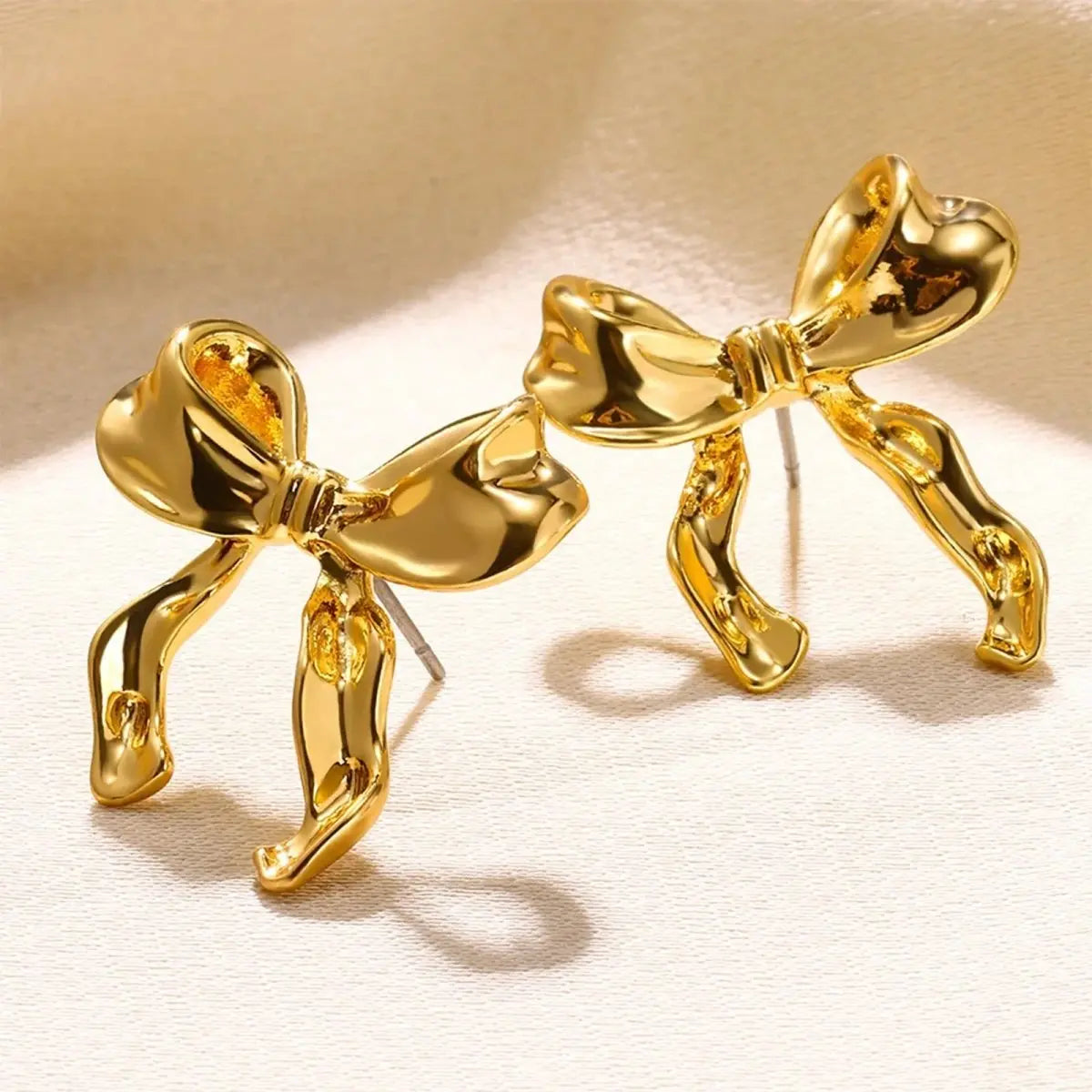 Gold Bow Earrings | Simple & Stylish for Any Occasion-Jewearrings