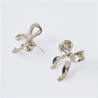 Gold Bow Earrings | Simple & Stylish for Any Occasion-Jewearrings