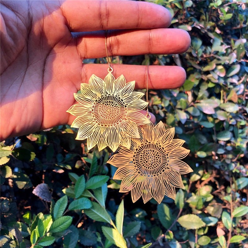 Gold Openwork Sunflower Earrings-Jewearrings