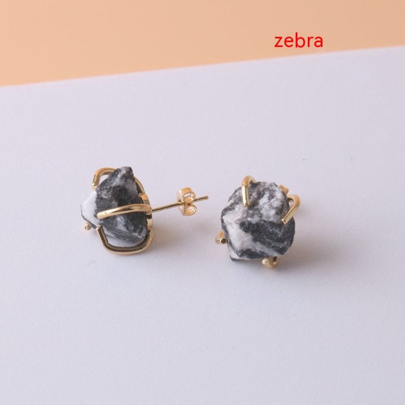 Gold-plated Four-claw Irregular Stone Rough Stone Stud Earrings For Women-Jewearrings