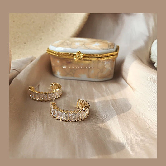 Gold plated stitching earrings-Jewearrings