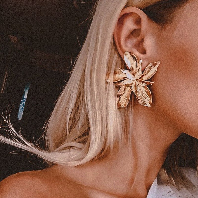 Golden Big Flower Dangle Earrings Female-Jewearrings