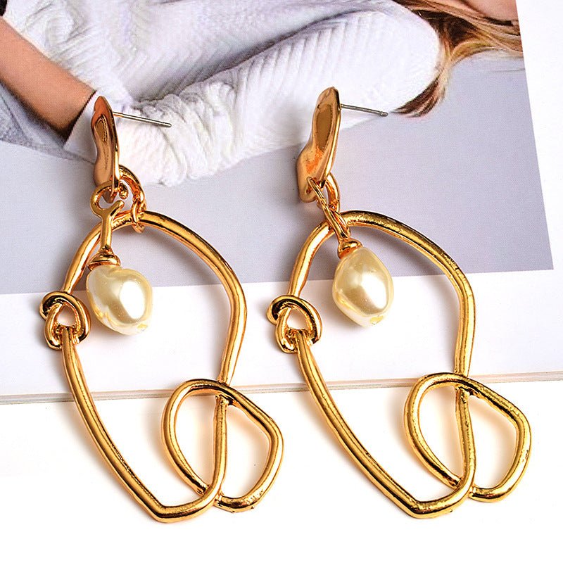 Golden Metal Irregular Earrings Pearl-Jewearrings