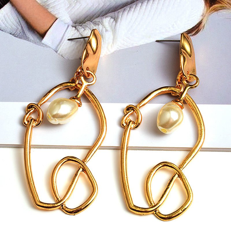 Golden Metal Irregular Earrings Pearl-Jewearrings