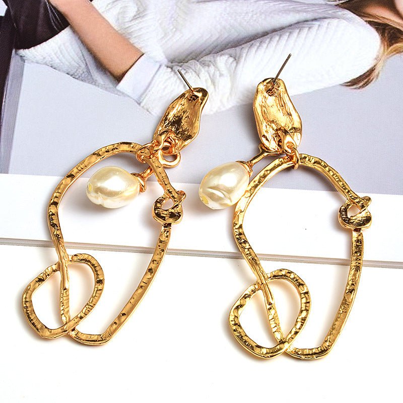 Golden Metal Irregular Earrings Pearl-Jewearrings