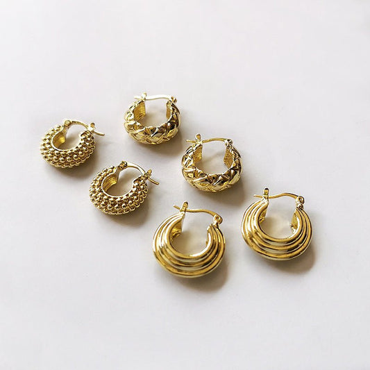 Golden round diamond earrings-Jewearrings