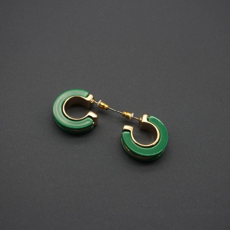 Green Acrylic Metal Inlaid Earrings-Jewearrings