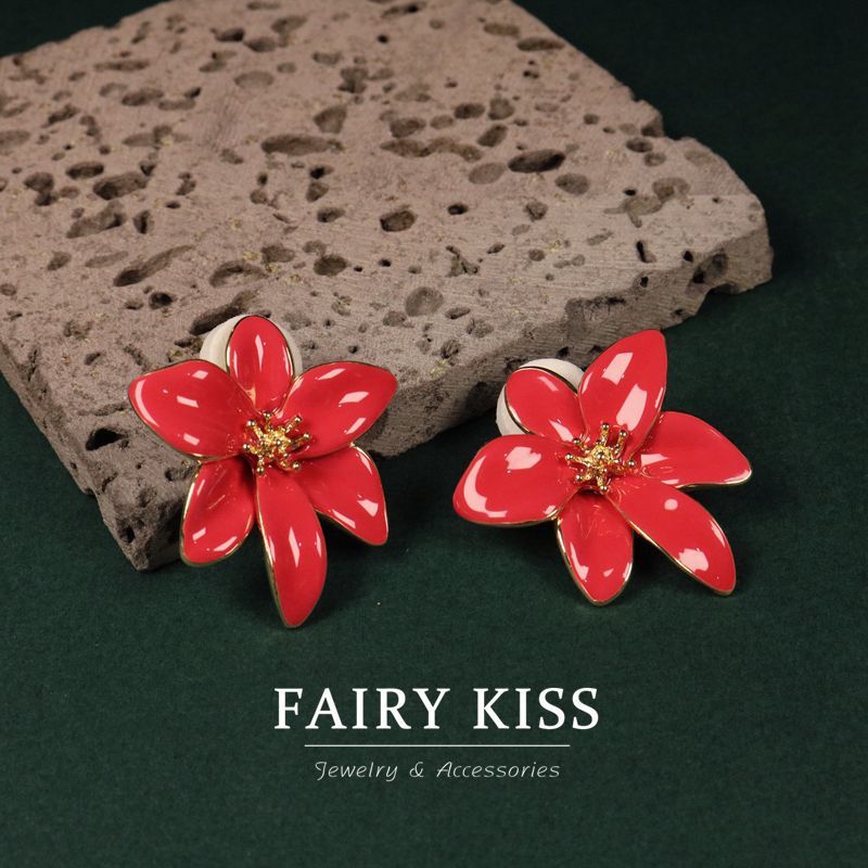 Handmade Enamel Flower Refined Grace Stud Earrings-Jewearrings