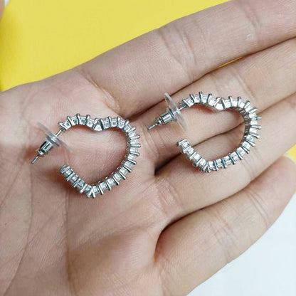 Heart-shaped Big Circle Cut Women Piercing Earrings-Jewearrings