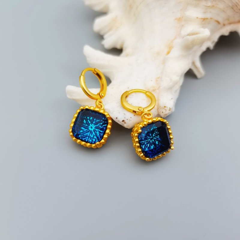 Hollow Cloud Pattern Sapphire Pendant Ear Clip Brass Plated 18K Real Gold Earrings-Jewearrings