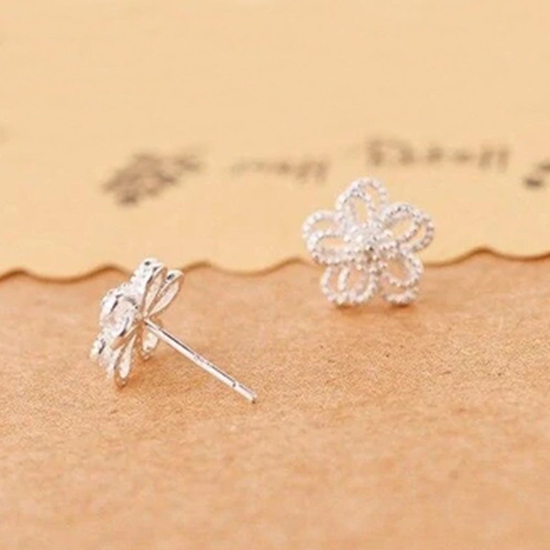 Hollow Flower Stud Earrings-Jewearrings