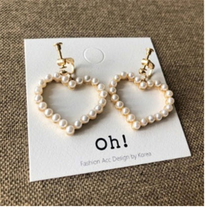 Hollow Retro Big Love Peach Heart Sweet Pearl Earrings-Jewearrings