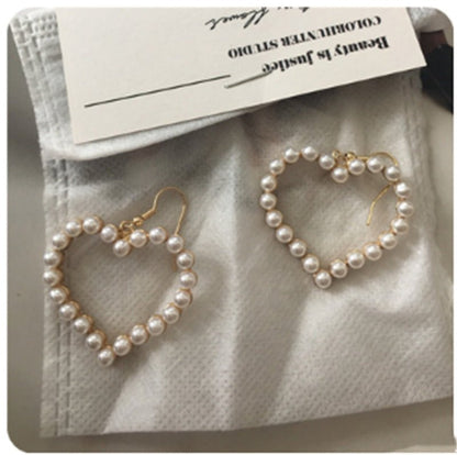 Hollow Retro Big Love Peach Heart Sweet Pearl Earrings-Jewearrings