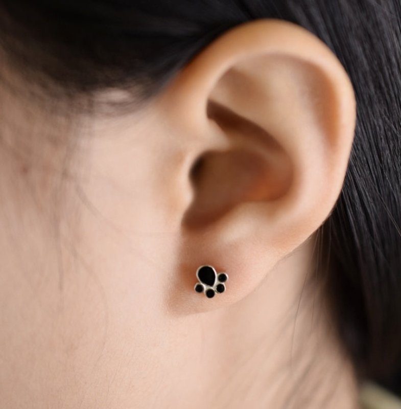 Hypoallergenic Earrings Cat Claw Stud Earrings-Jewearrings