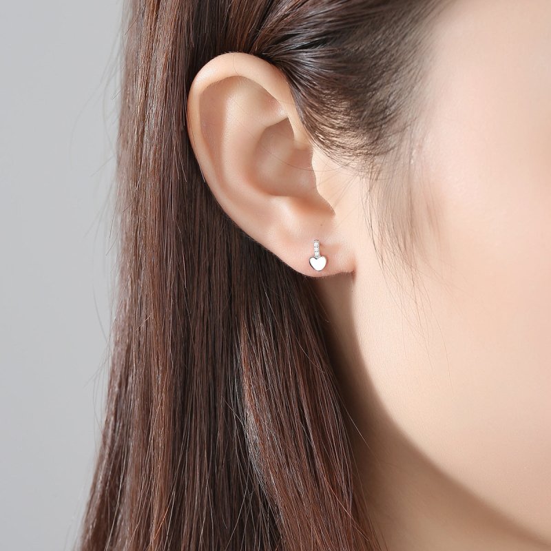 Hypoallergenic Earrings - Heart-shaped Studs-Jewearrings