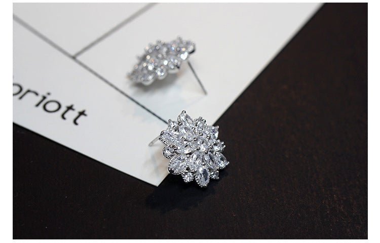 Hypoallergenic Earrings: Tremella Nail Flower-Jewearrings