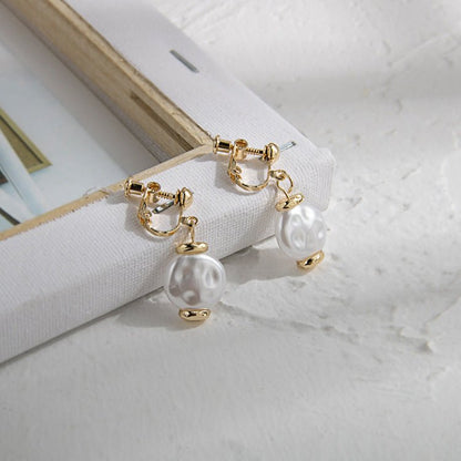 Japanese And Korean Hong Kong Style Retro Baroque Pearl Earrings-Jewearrings