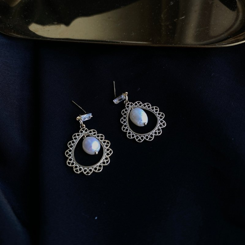 Korean Baroque temperament pearl earrings drop earrings-Jewearrings