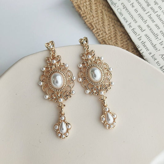 Ladies Fashion Vintage Pearl Baroque Style Earrings Silver Pin-Jewearrings