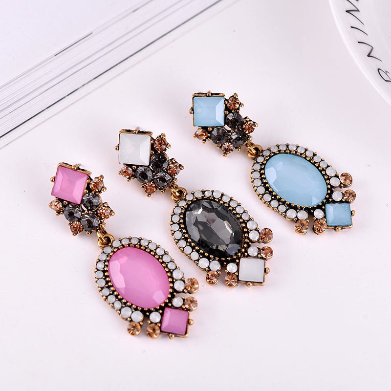 Ladies Retro Fashion Oval Diamond Stud Earrings-Jewearrings