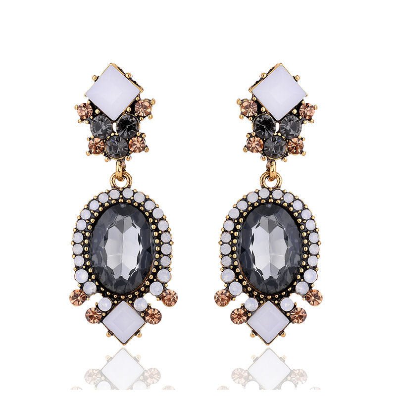 Ladies Retro Fashion Oval Diamond Stud Earrings-Jewearrings