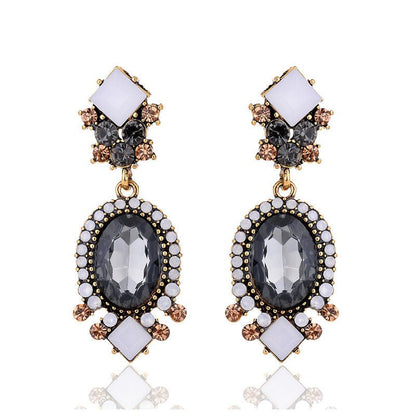 Ladies Retro Fashion Oval Diamond Stud Earrings-Jewearrings