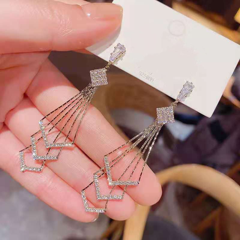 Long Diamond Tassel Silver Needle Earrings-Jewearrings