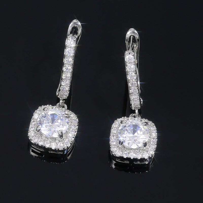 Love Heart Zircon Ear Studs Fine Beauty Wedding Ear Studs Fashion Heart-shaped Full Diamond Earrings-Jewearrings