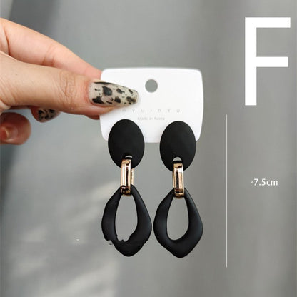 Matte Contrasting Color Acrylic Chain Stud Earrings-Jewearrings