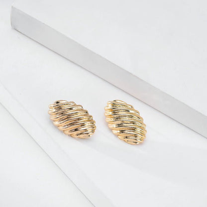 Metal High-quality Shell-shaped Women's Cute Small Earrings-Jewearrings