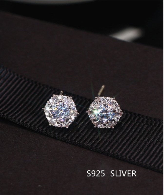 Micro-set Square Diamond Super Shining Pure Silver Stud Earrings-Jewearrings