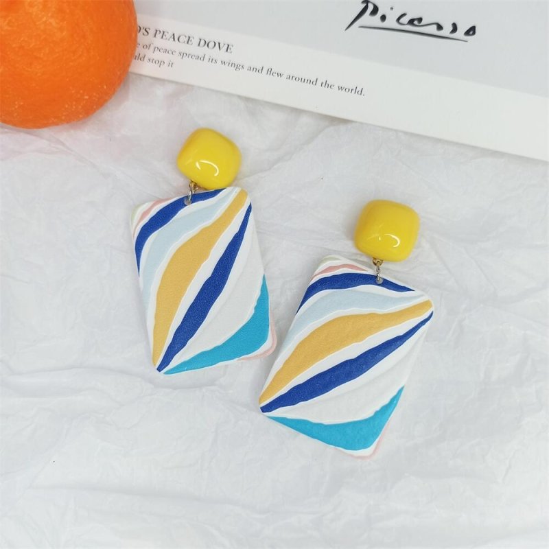 Multicolor Ins Women's Holiday Fashion Strawberry Acrylic Earrings-Jewearrings