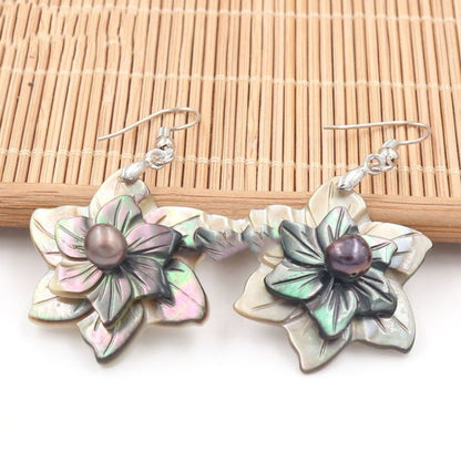 Natural black shell flower earrings-Jewearrings