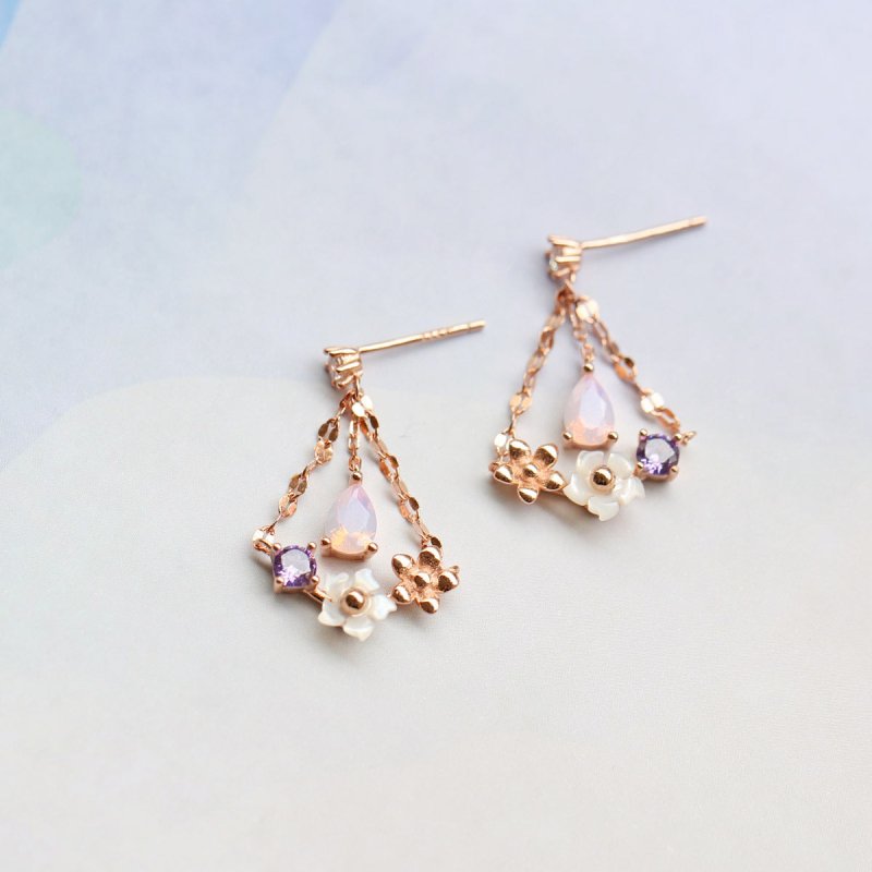 Natural Shell Triangle Earrings-Jewearrings