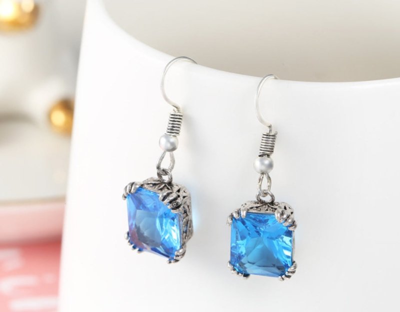 Natural stone sea blue gemstone earrings-Jewearrings