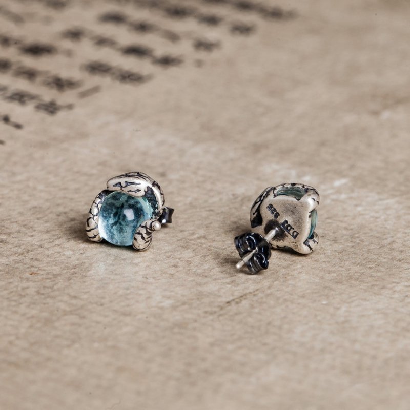 New Light Blue Topaz Stud Earrings-Jewearrings