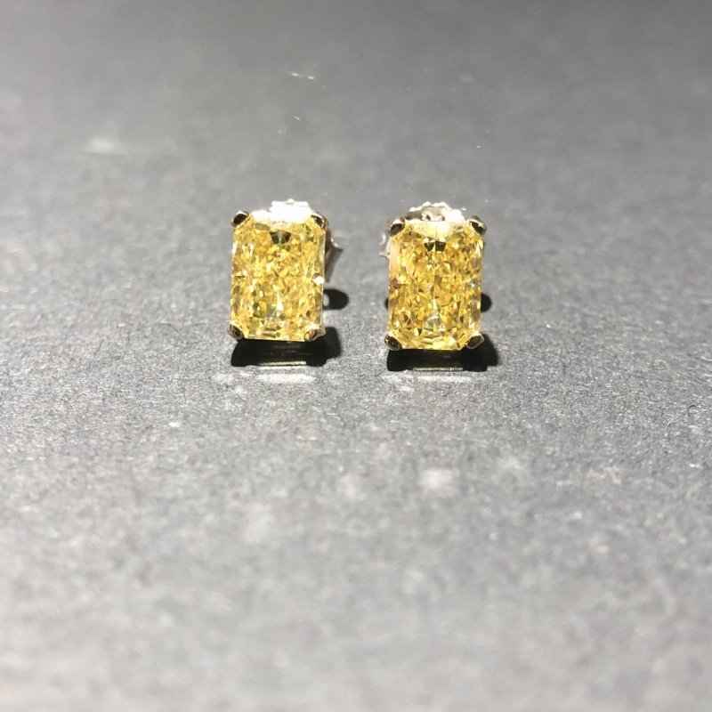 New S925 Sterling Silver Yellow Diamond Stud Earrings Ice Flower-Jewearrings