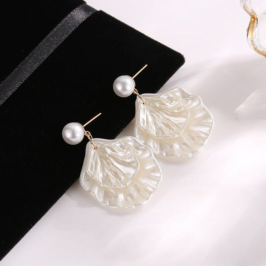 New Style Pearl Shell Earrings For Ladies-Jewearrings